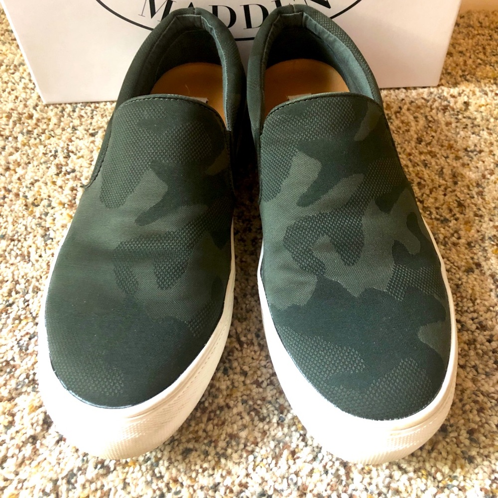 Steve Madden Camo
